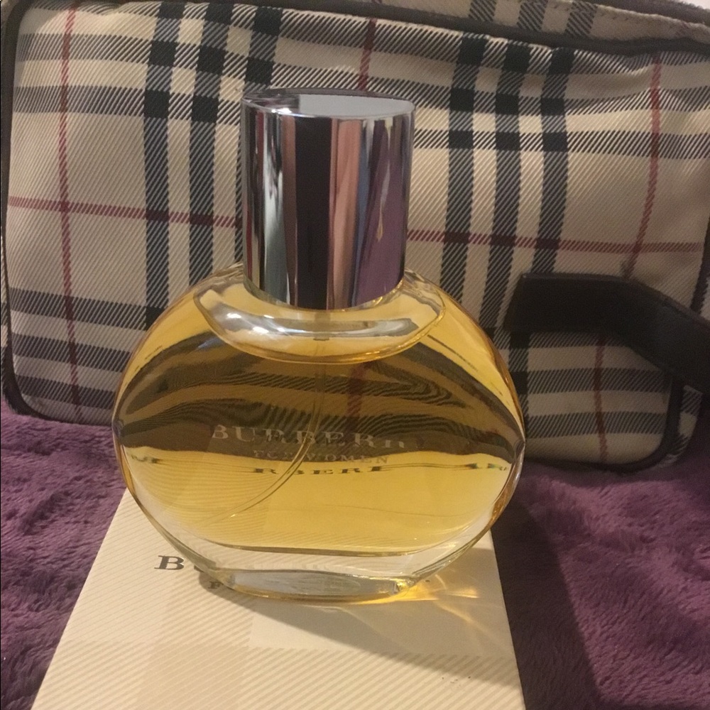 NWT Authentic Burberry Eau de Parfum Spray